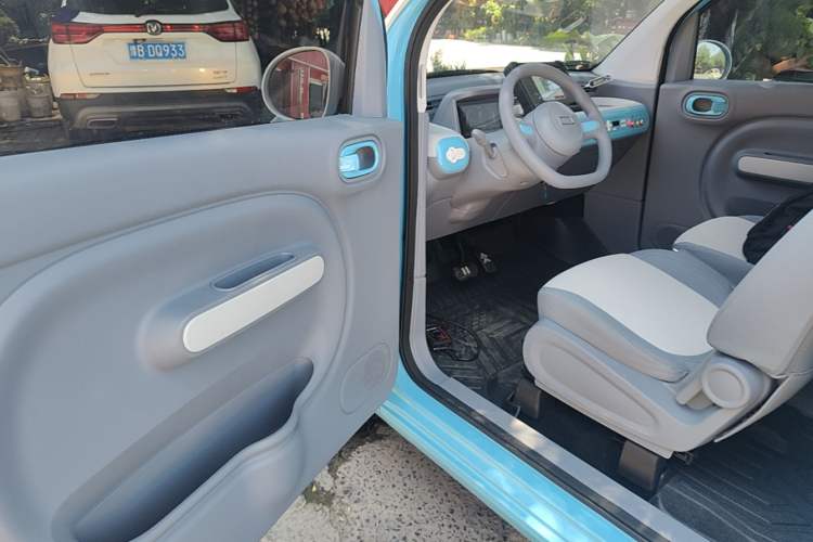 Used Bestune Pony 2024 170km Vitality Horse Driver Seat