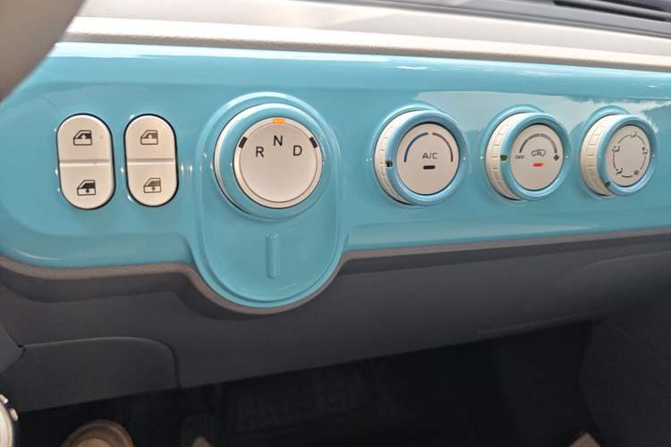 Used Bestune Pony 2024 122km Cute and Fun Horse Gear Lever