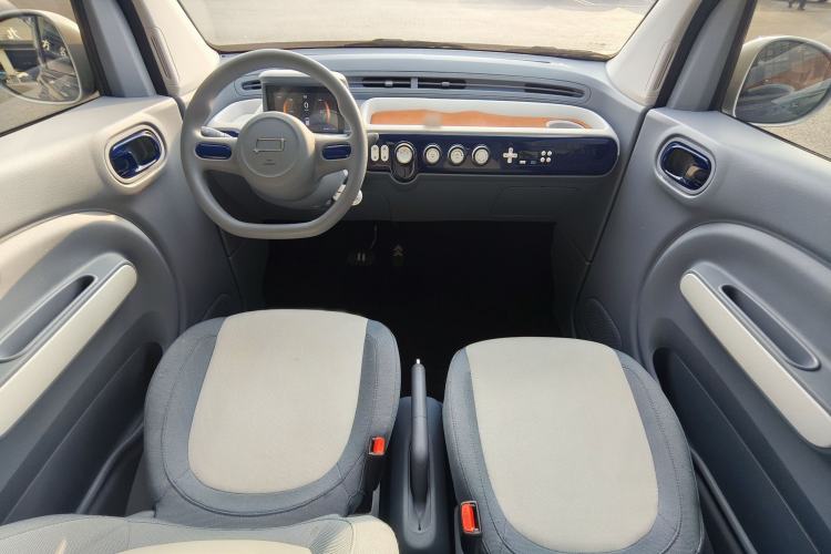 Used Bestune Pony 2024 170km Vitality Horse Interior 4