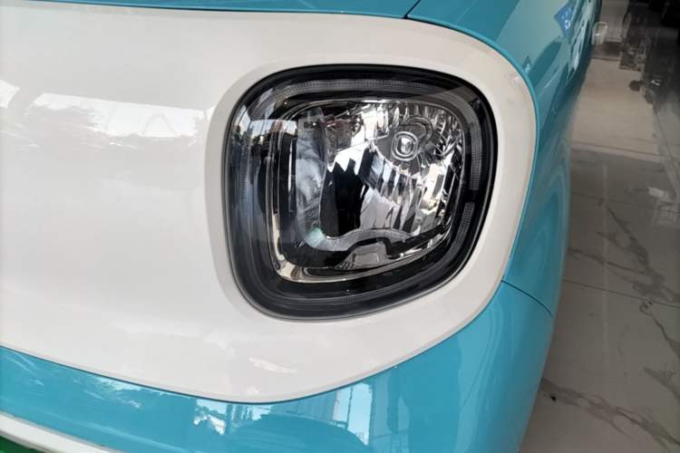 Used Bestune Pony 2024 170km Vitality Horse Left Front Headlight