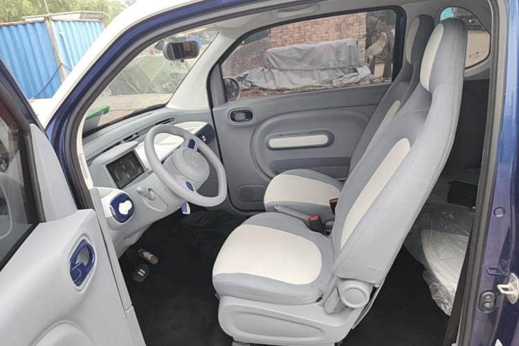Used Bestune Pony 2024 170km Vitality Horse Left Front Seat