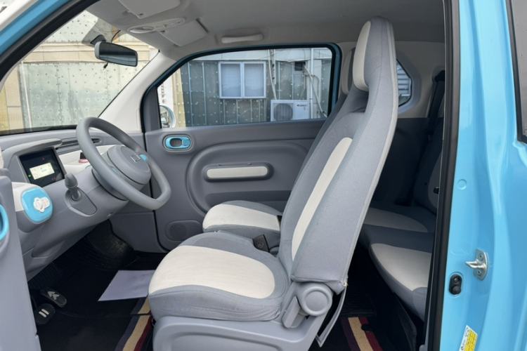 Used Bestune Pony 2024 122km Cute and Fun Horse Left Front Seat