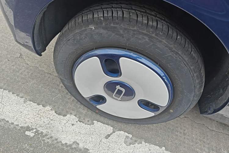 Used Bestune Pony 2024 122km range cute pony Left Front Wheel Hub