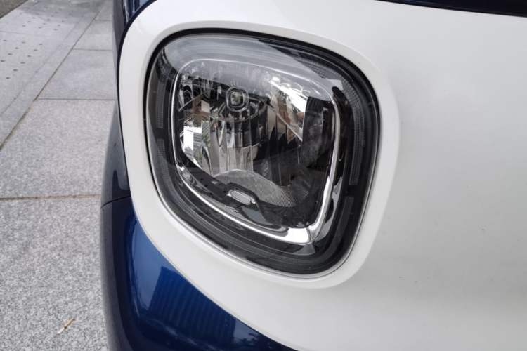 Used Bestune Pony 2024 170km Vitality Horse Right Front Headlight