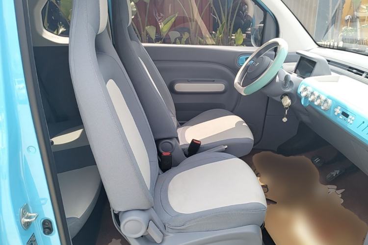 Used Bestune Pony 2024 170km Vitality Horse Right Front Seat