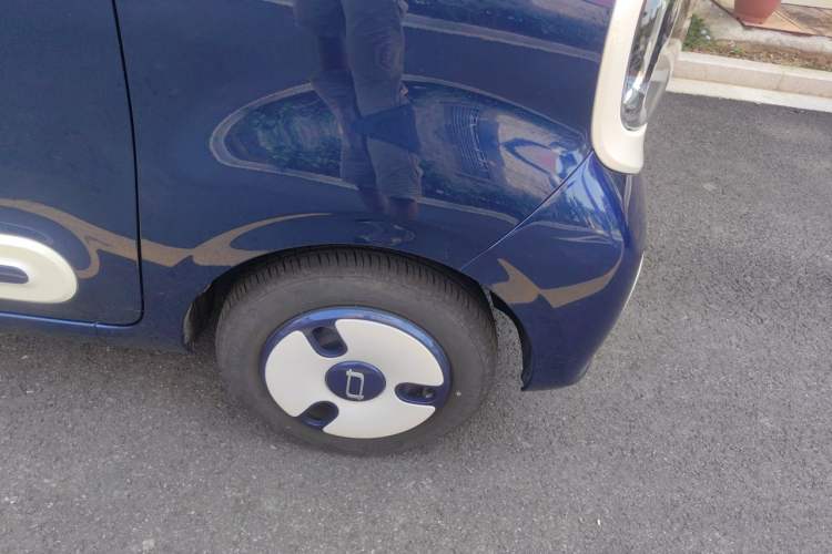 Used Bestune Pony 2024 122km Cute and Fun Horse Right Front Wheel Hub