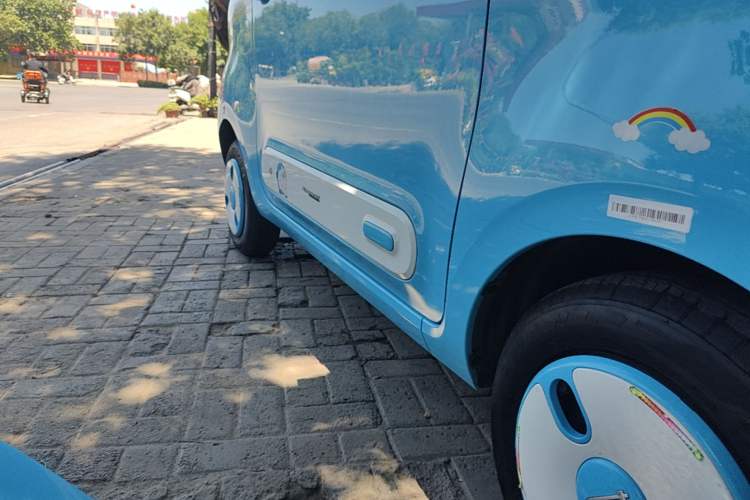 Used Bestune Pony 2024 170km Vitality Horse Right Side Sill