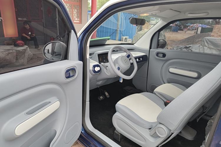 Used Bestune Pony 2024 170km Vitality Horse Roof