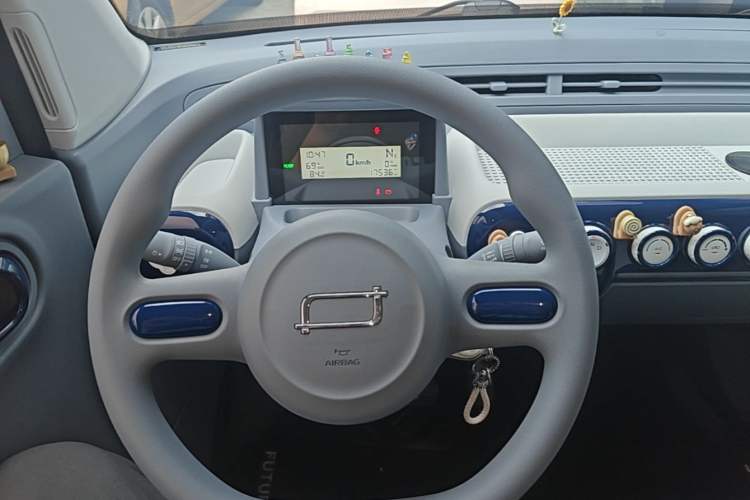 Used Bestune Pony 2024 122km range cute pony Steering Wheel