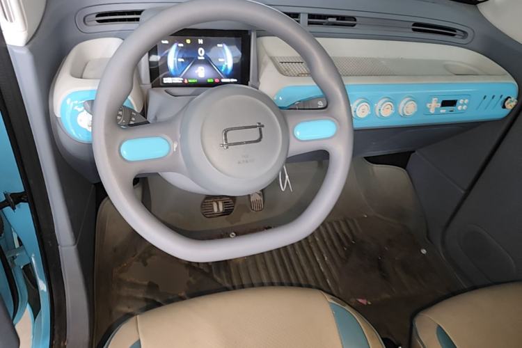 Used Bestune Pony 2024 170km Range Energizing Horse Steering Wheel