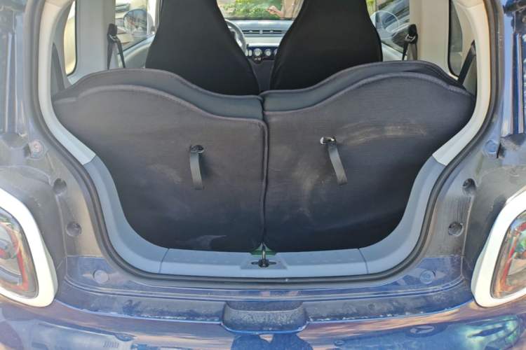 Used Bestune Pony 2024 170km Vitality Horse Trunk