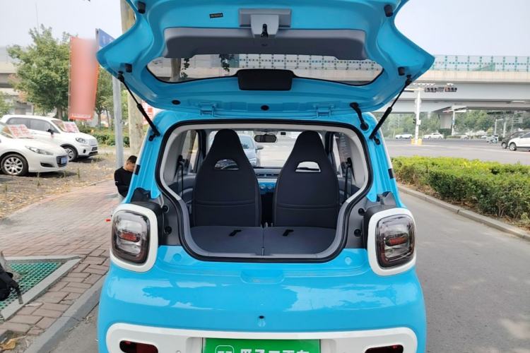 Used Bestune Pony 2024 170km Vitality Horse Trunk