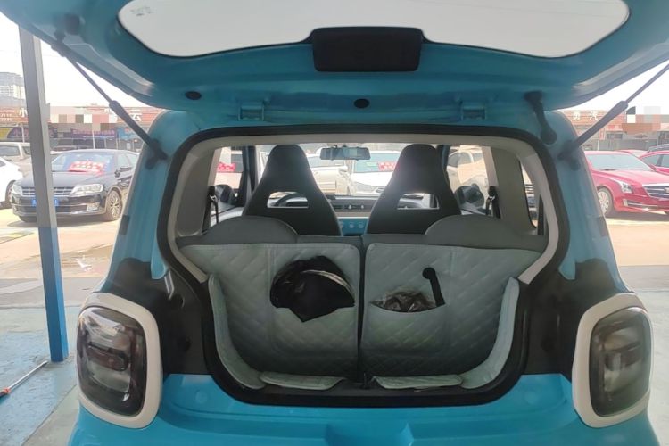 Used Bestune Pony 2024 170km Range Energizing Horse Trunk