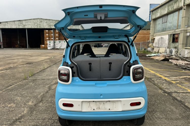 Used Bestune Pony 2024 122km Cute and Fun Horse Trunk