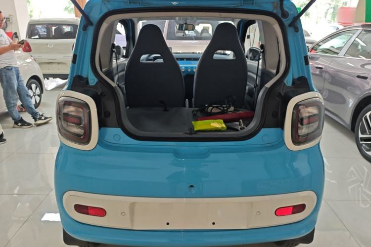 Used Bestune Pony 2024 170km Range Energizing Horse Trunk