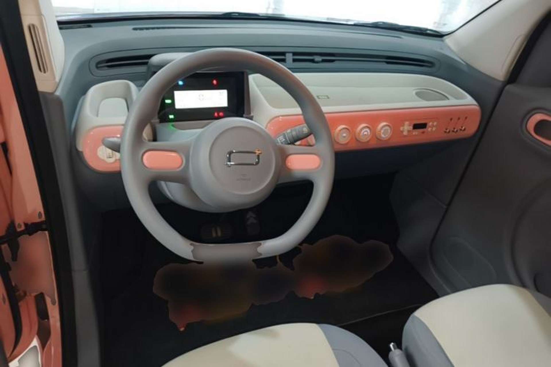 Used Bestune Pony 2024 170km Range Energizing Horse Center Console