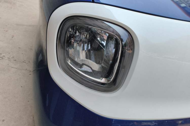 Used Bestune Pony 2024 170km Vitality Horse Right Front Headlight
