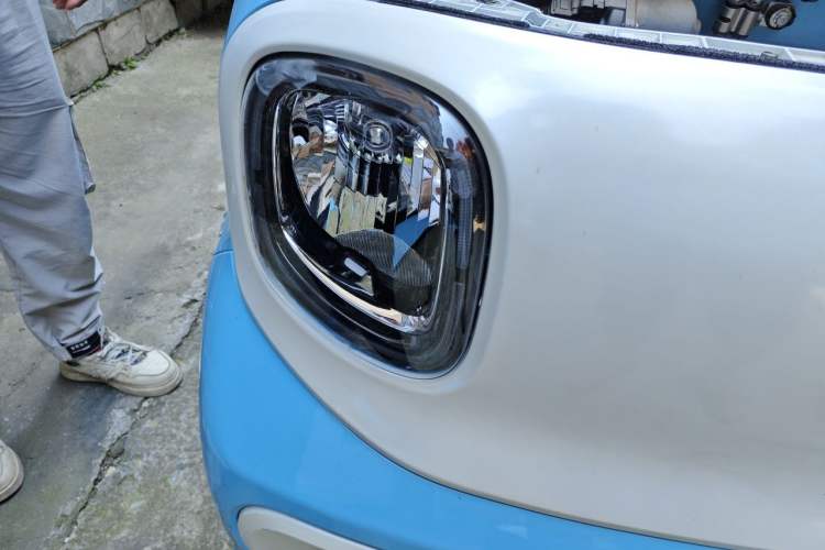Used Bestune Pony 2024 170km Vitality Horse Right Front Headlight