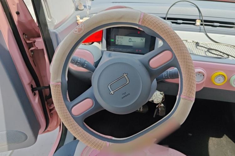 Used Bestune Pony 2024 170km Range Energizing Horse Steering Wheel