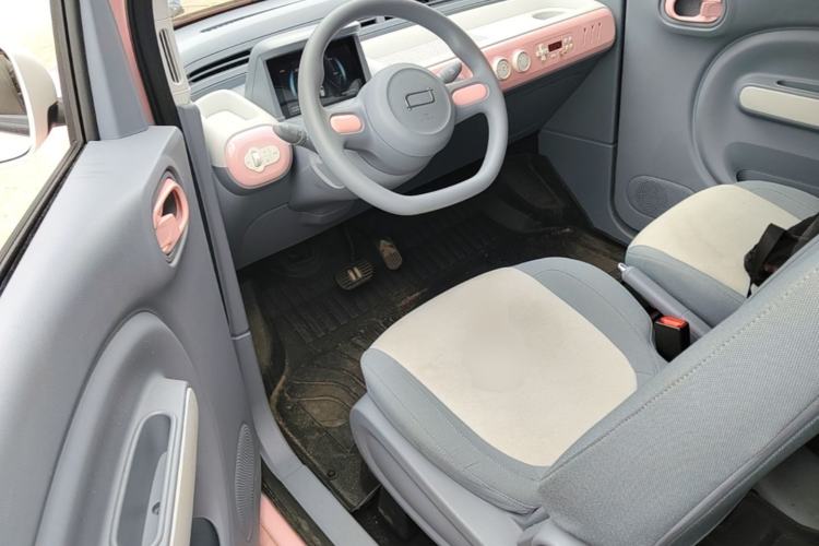 Used Bestune Pony 2024 170km Vitality Horse Driver Seat