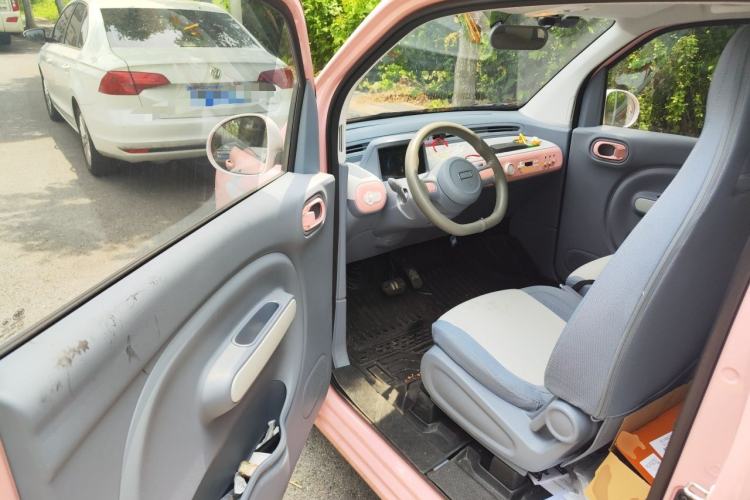 Used Bestune Pony 2024 170km Vitality Horse Driver Seat