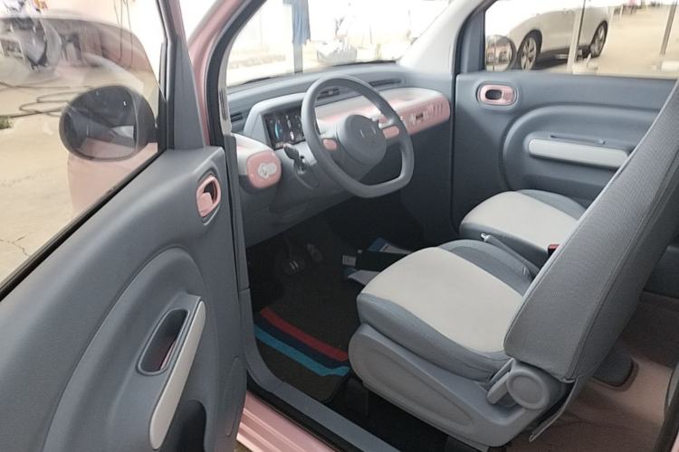 Used Bestune Pony 2024 170km Vitality Horse Driver Seat