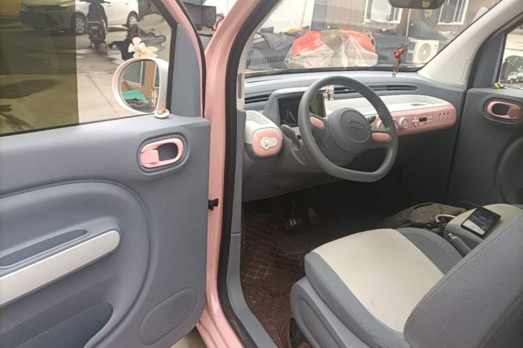 Used Bestune Pony 2024 170km Vitality Horse Driver Seat