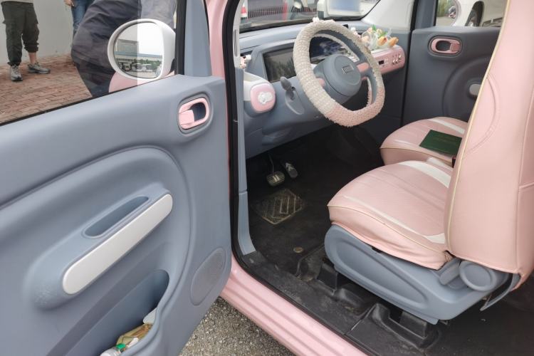 Used Bestune Pony 2024 170km Vitality Horse Driver Seat