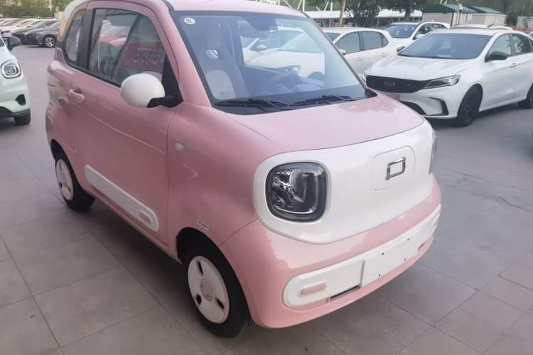 Used Bestune Pony 2024 170km Vitality Horse Front Right 45 Deg