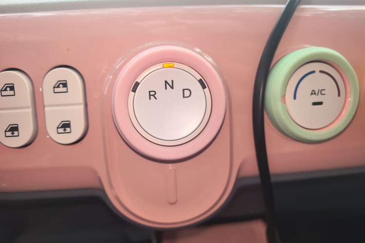 Used Bestune Pony 2024 170km Vitality Horse Gear Lever
