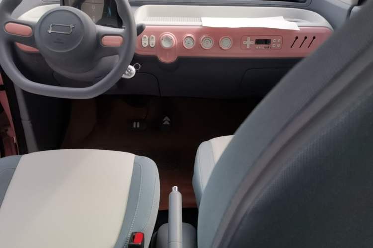 Used Bestune Pony 2024 170km Vitality Horse Gear Lever