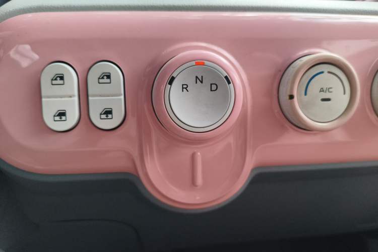 Used Bestune Pony 2024 170km Vitality Horse Gear Lever