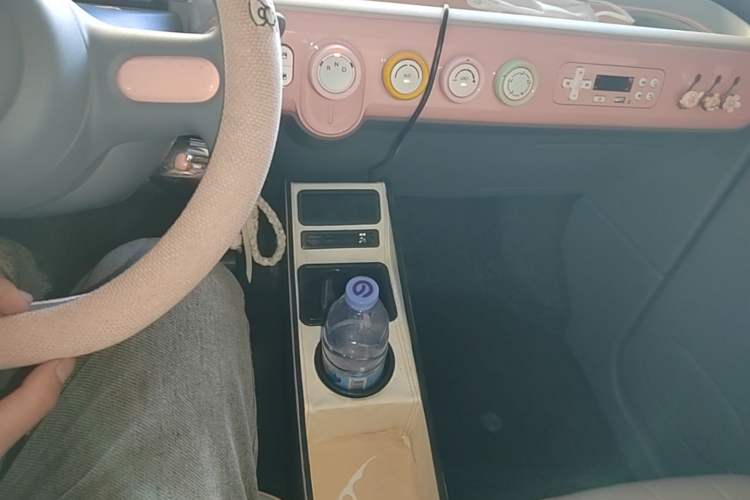 Used Bestune Pony 2024 170km Vitality Horse Gear Lever