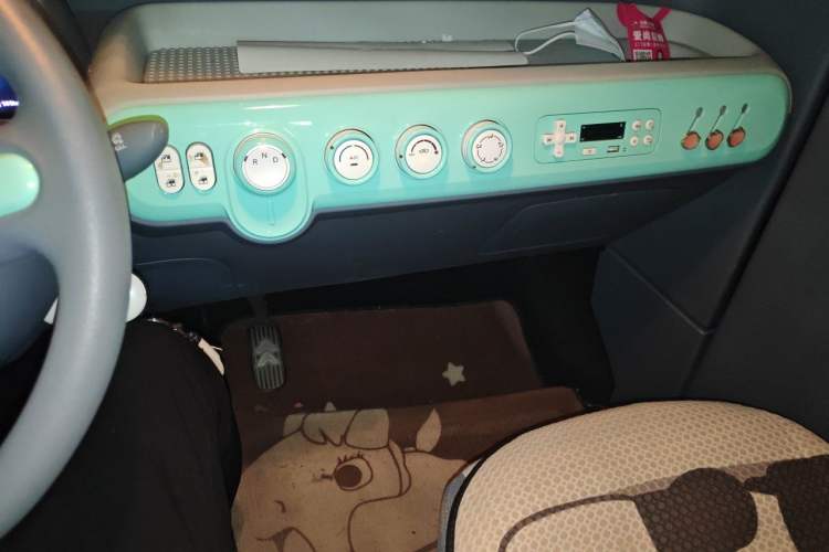 Used Bestune Pony 2024 170km Vitality Horse Audio And AC Panel