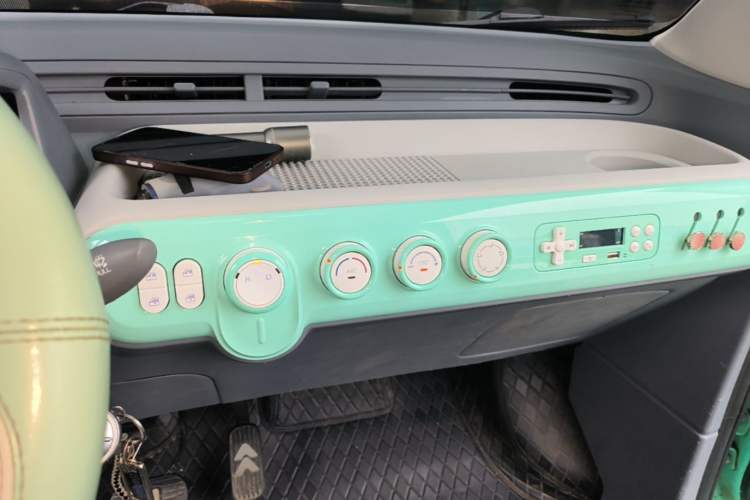 Used Bestune Pony 2024 122km range cute pony Audio And AC Panel