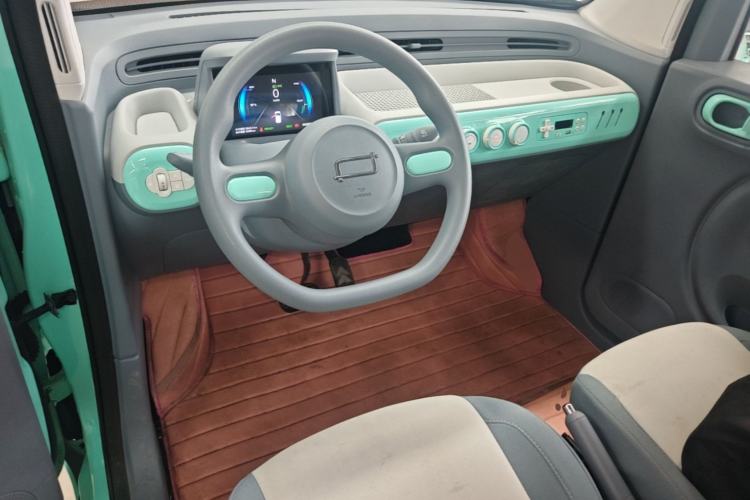 Used Bestune Pony 2024 170km Vitality Horse Center Console