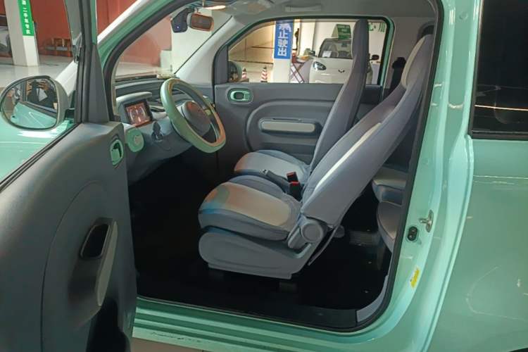 Used Bestune Pony 2024 170km Vitality Horse Driver Seat