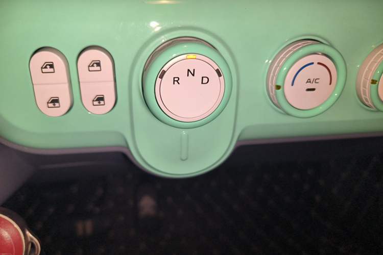 Used Bestune Pony 2024 122km Cute and Fun Horse Gear Lever