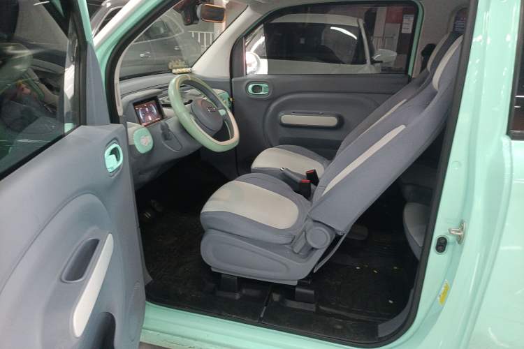 Used Bestune Pony 2024 170km Vitality Horse Interior 1