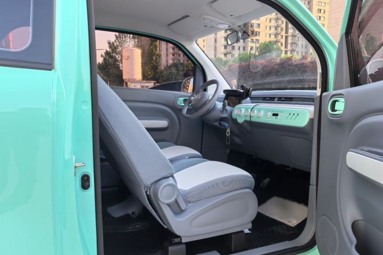 Used Bestune Pony 2024 170km Vitality Horse Interior 3