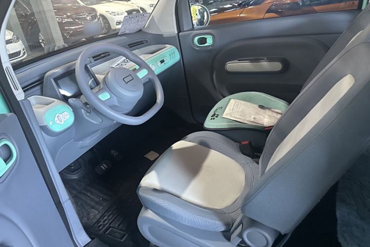 Used Bestune Pony 2024 170km Vitality Horse Interior 6