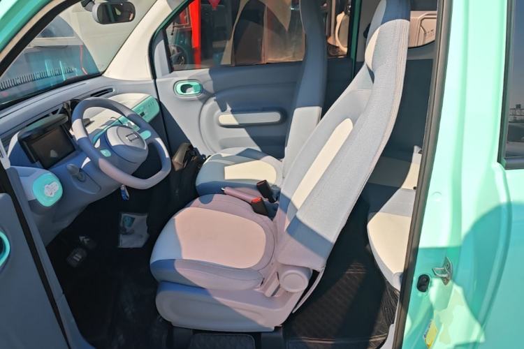 Used Bestune Pony 2024 170km Vitality Horse Left Front Seat