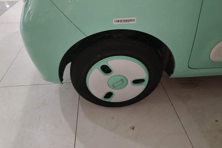 Used Bestune Pony 2024 170km Vitality Horse Left Front Wheel Hub