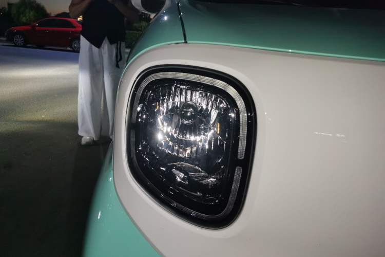 Used Bestune Pony 2024 170km Vitality Horse Right Front Headlight