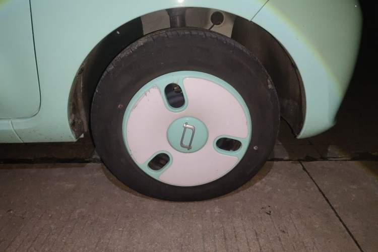 Used Bestune Pony 2024 170km Range Energizing Horse Right Front Wheel Hub