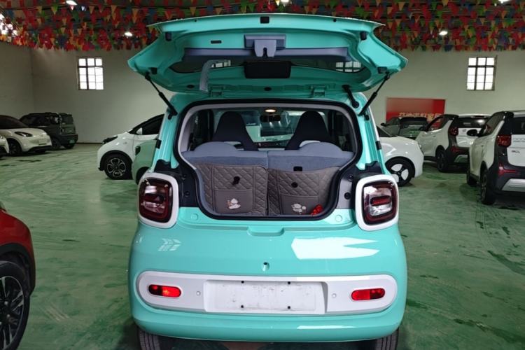 Used Bestune Pony 2024 170km Vitality Horse Trunk