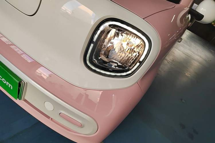 Used Bestune Pony 2024 170km Vitality Horse Left Front Headlight