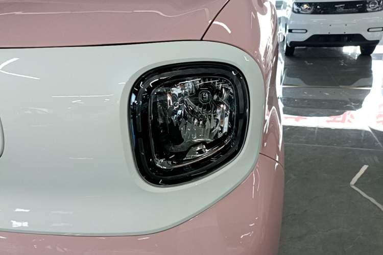 Used Bestune Pony 2024 170km Vitality Horse Left Front Headlight
