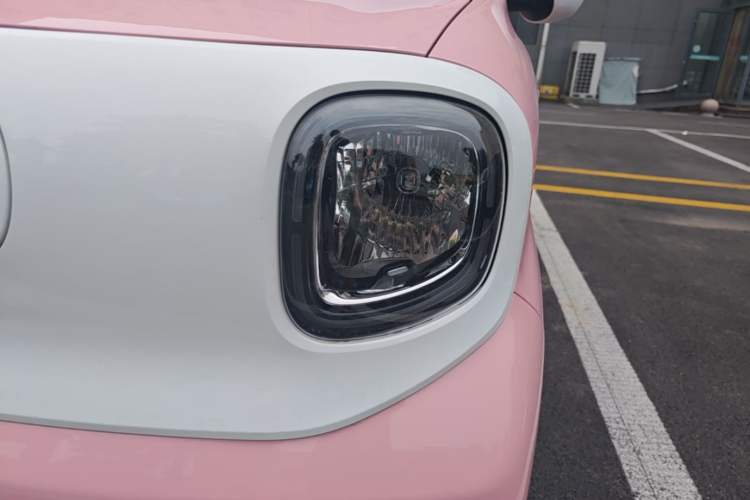 Used Bestune Pony 2024 170km Vitality Horse Left Front Headlight