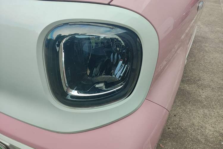 Used Bestune Pony 2024 170km Range Energizing Horse Left Front Headlight